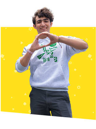 a person throwing their O