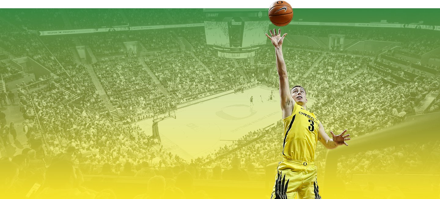 Payton Pritchard playing basketball