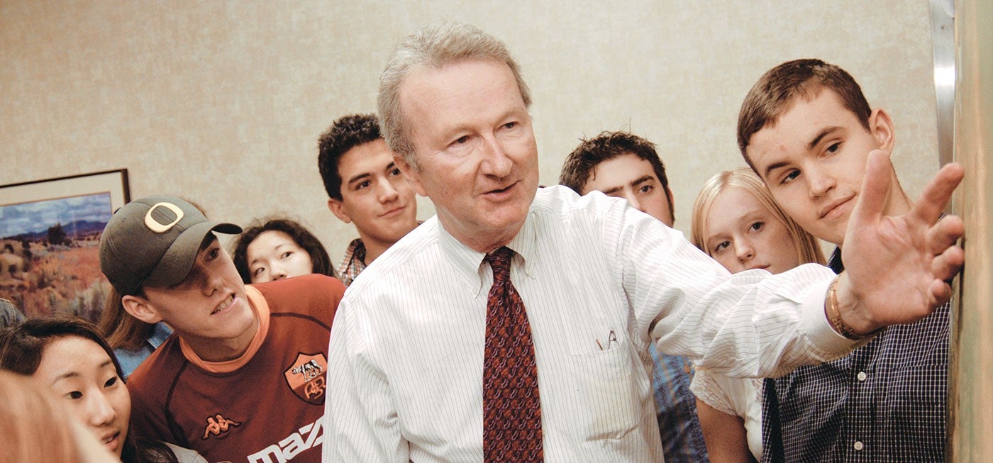 David Frohnmayer with a group of students