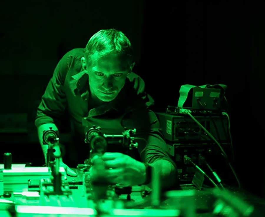 University of Oregon research Researcher in a lab